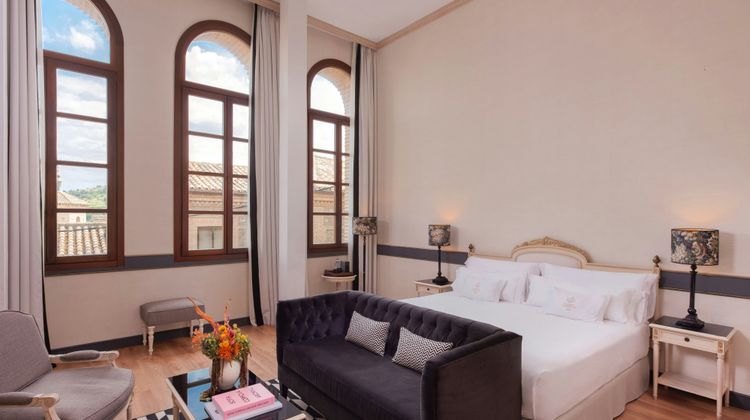 Eugenia de Montijo, Autograph Collection Suite