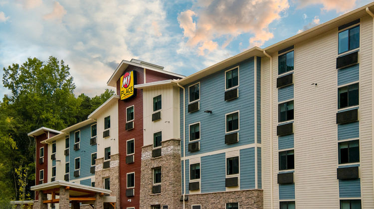 My Place Hotel-Medford Exterior