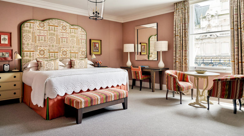 <b>Haymarket Hotel Suite</b>. Images powered by <a href="https://www.leonardoworldwide.com/" title="Leonardo Worldwide" target="_blank">Leonardo</a>.