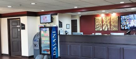 Red Roof Inn Lancaster Lobby