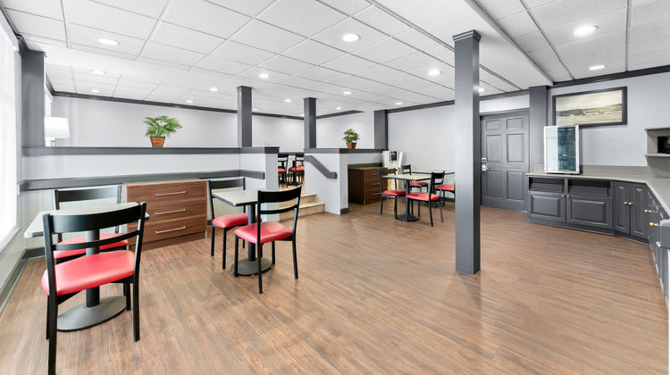 Red Roof Inn Lancaster Meeting