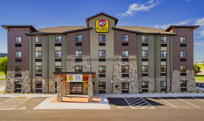 My Place Hotel-Mitchell Exterior