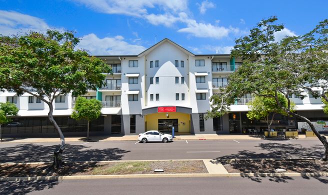 Metro Advance Apartments & Hotel Exterior