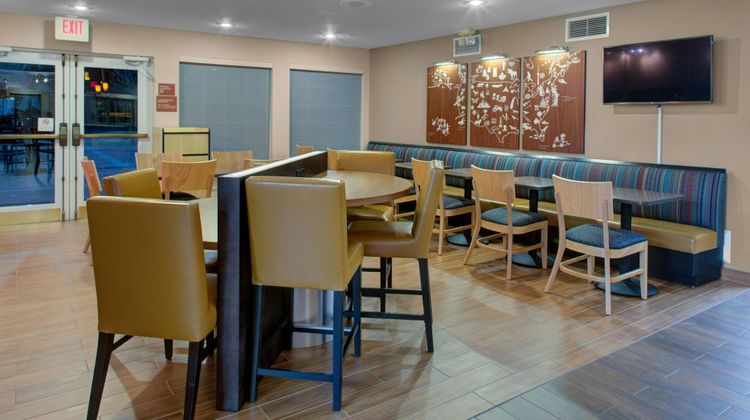 TownePlace Suites by Marriott Restaurant