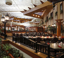 Canad Inns Fort Garry Lobby