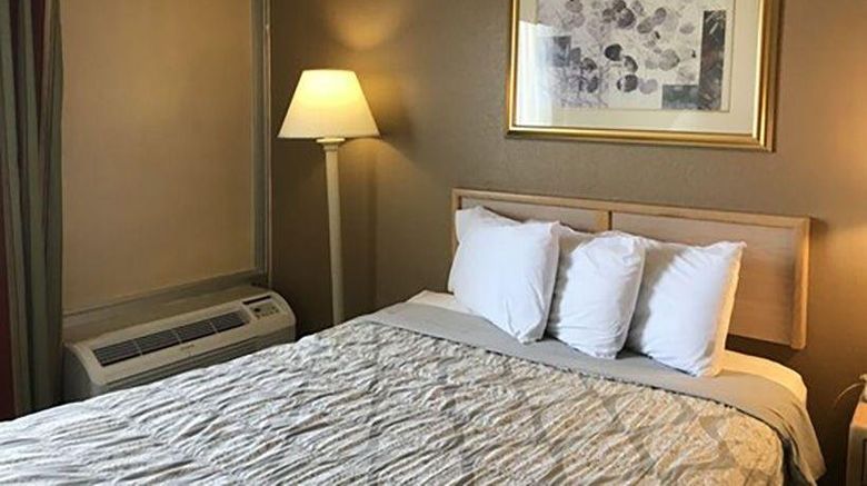 <b>Brentwood Inn Room</b>. Images powered by <a href="https://www.leonardoworldwide.com/" title="Leonardo Worldwide" target="_blank">Leonardo</a>.