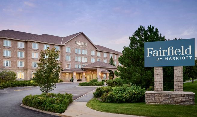 Fairfield Inn & Suites Ottawa Kanata Exterior