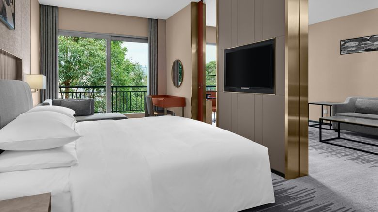 <b>Dongguan Marriott Hotel Suite</b>. Images powered by <a href="https://www.leonardoworldwide.com/" title="Leonardo Worldwide" target="_blank">Leonardo</a>.