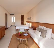 Azerai Ke Ga Bay Room