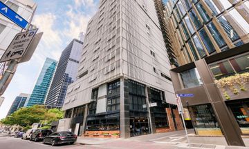 Brady Hotel Jones Lane