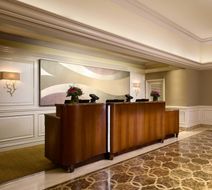 Houston Grand Hotel - River Oaks Lobby