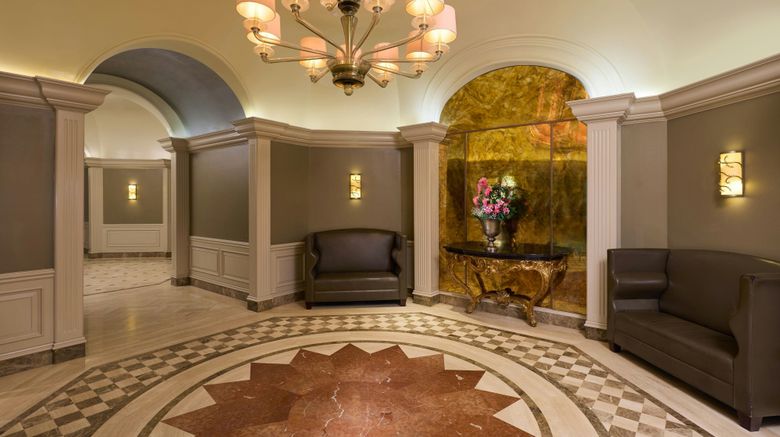 <b>Houston Grand Hotel - River Oaks Lobby</b>. Images powered by <a href="https://www.leonardoworldwide.com/" title="Leonardo Worldwide" target="_blank">Leonardo</a>.