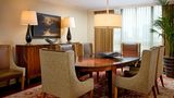 <b>Houston Grand Hotel - River Oaks Suite</b>. Images powered by <a href="https://www.leonardoworldwide.com/" title="Leonardo Worldwide" target="_blank">Leonardo</a>.