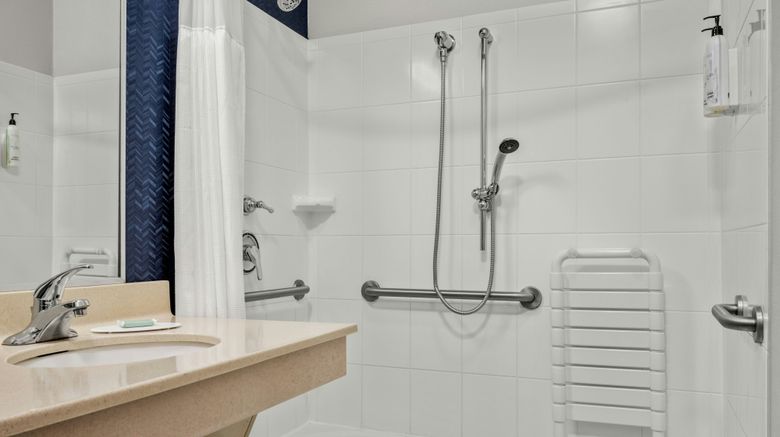 <b>Fairfield Inn & Suites Marion Room</b>. Images powered by <a href="https://www.leonardoworldwide.com/" title="Leonardo Worldwide" target="_blank">Leonardo</a>.