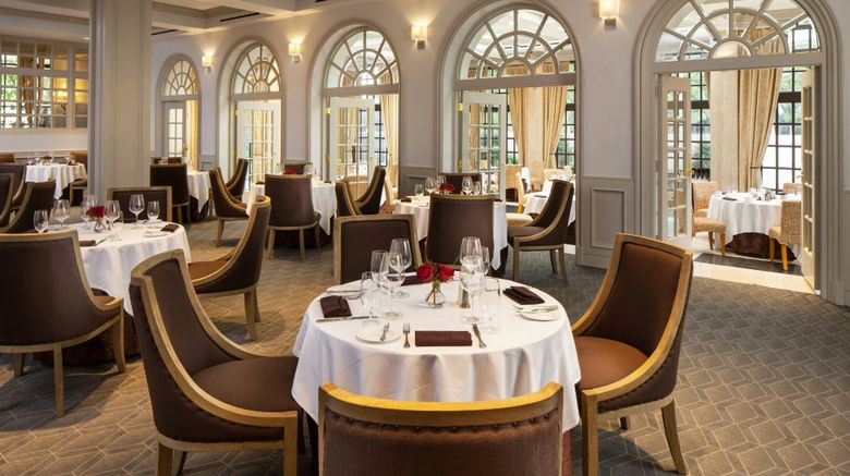 <b>Houston Grand Hotel - River Oaks Restaurant</b>. Images powered by <a href="https://www.leonardoworldwide.com/" title="Leonardo Worldwide" target="_blank">Leonardo</a>.