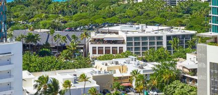 Courtyard by Marriott Waikiki Beach Exterior
