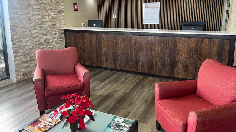 <b>Red Roof Inn Manchester, TN Lobby</b>. Images powered by <a href="https://www.leonardoworldwide.com/" title="Leonardo Worldwide" target="_blank">Leonardo</a>.