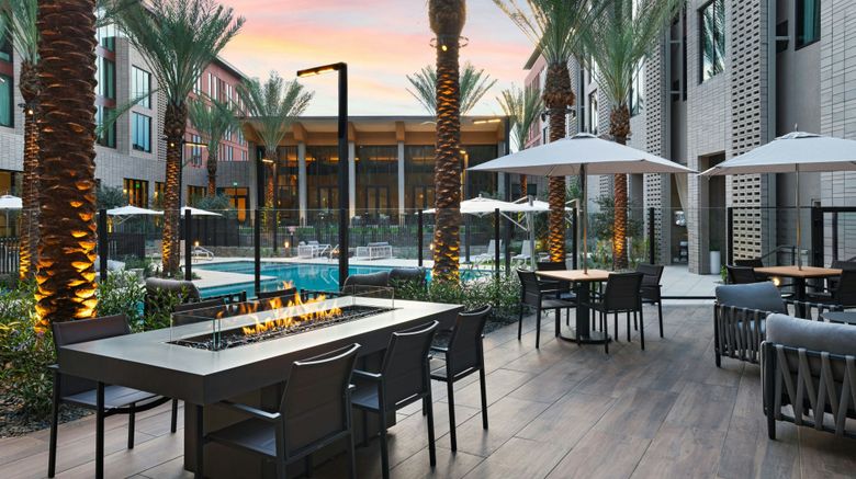 <b>Element Phoenix North Norterra Pool</b>. Images powered by <a href="https://www.leonardoworldwide.com/" title="Leonardo Worldwide" target="_blank">Leonardo</a>.