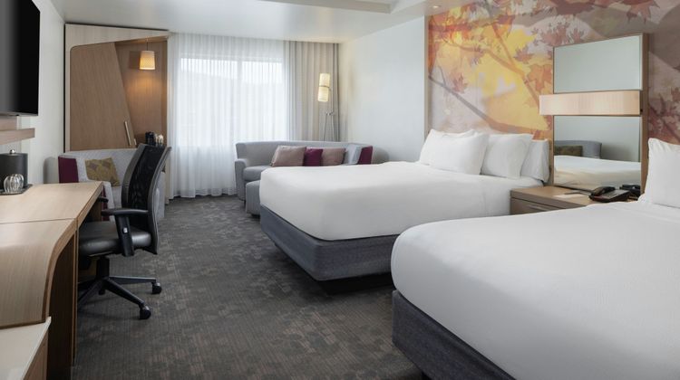 Courtyard Lenox Room