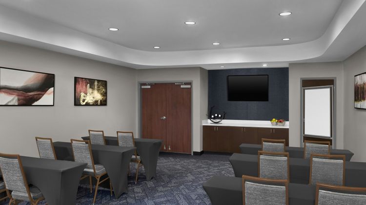 Courtyard by Marriott Airport Meeting