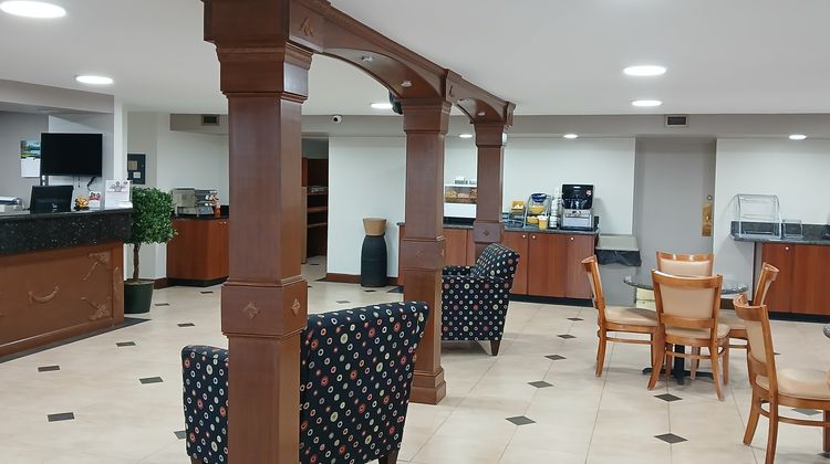 Red Roof Inn Leeds Lobby