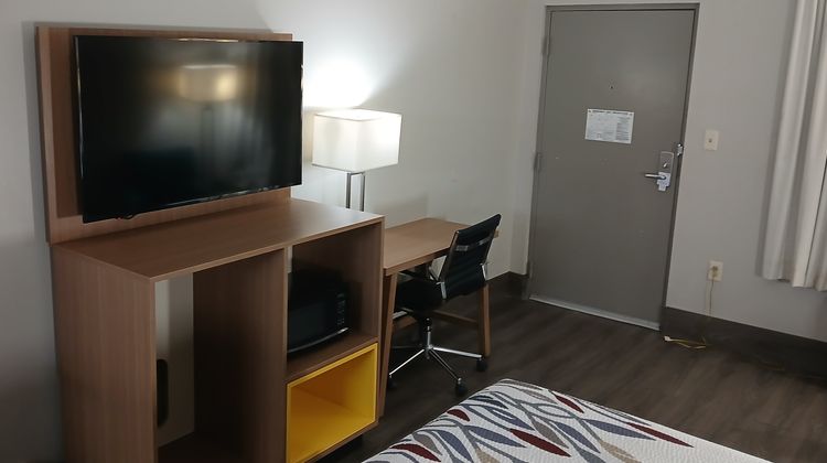 Red Roof Inn Leeds Room