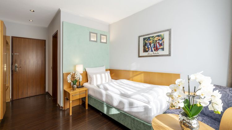 Plaza Inn Schmoeker-Hof Room