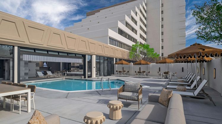 Albuquerque Marriott Pyramid North Pool
