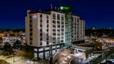 Holiday Inn Hotel & Stes London Exterior