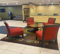 Holiday Inn Express & Stes Detroit North Exterior