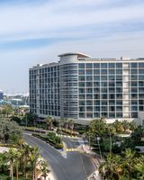 Yas Plaza Marina