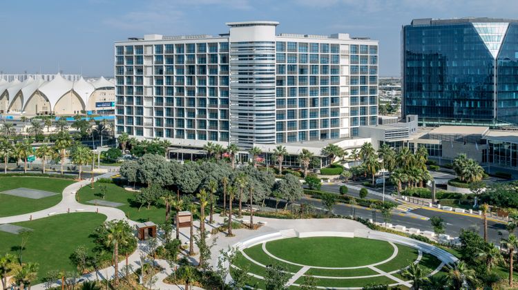Yas Plaza Marina Exterior