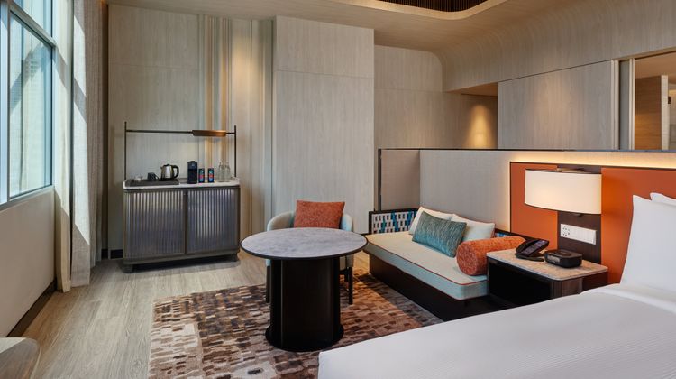 DoubleTree by Hilton Bangkok Ploenchit Room