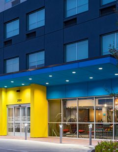 Tru by Hilton Irving DFW