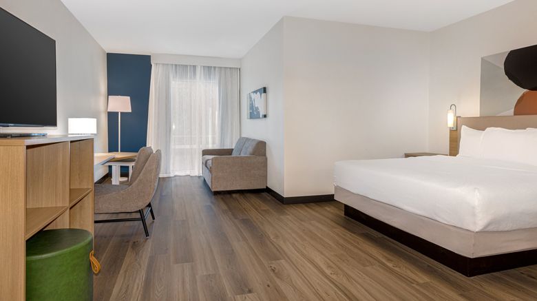 <b>Spark by Hilton Montreal Room</b>. Images powered by <a href="https://www.leonardoworldwide.com/" title="Leonardo Worldwide" target="_blank">Leonardo</a>.