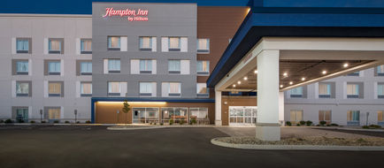 Hampton Inn by Hilton Mt Vernon Exterior