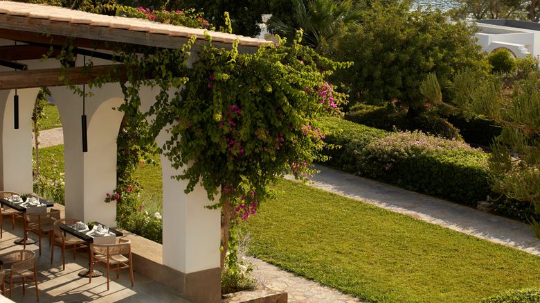 <b>Minos Beach Art Hotel Restaurant</b>. Images powered by <a href="https://www.leonardoworldwide.com/" title="Leonardo Worldwide" target="_blank">Leonardo</a>.
