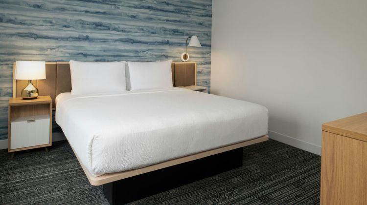 TownePlace Suites Portland Airport Room