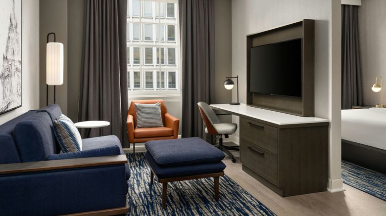 <b>Courtyard Marriot Philadelphia Downtown Room</b>. Images powered by <a href="https://www.leonardoworldwide.com/" title="Leonardo Worldwide" target="_blank">Leonardo</a>.