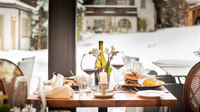 <b>Mirabeau Hotel Residence Restaurant</b>. Images powered by <a href="https://www.leonardoworldwide.com/" title="Leonardo Worldwide" target="_blank">Leonardo</a>.
