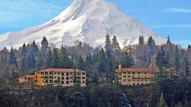 Columbia Cliff Villas Hotel Exterior