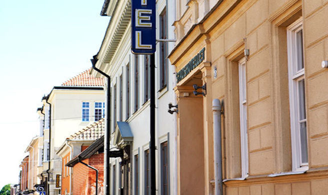 Arboga Stadshotellet Exterior