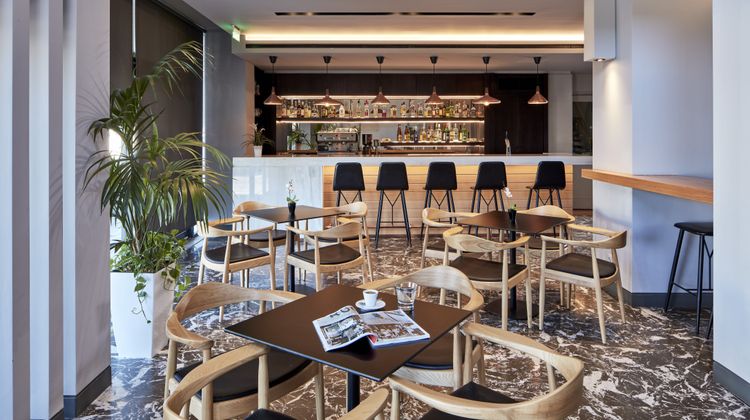 Candia Hotel Restaurant