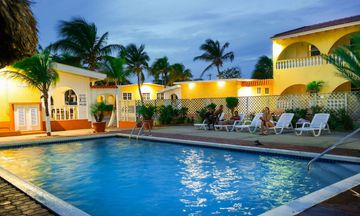 Coconut Inn