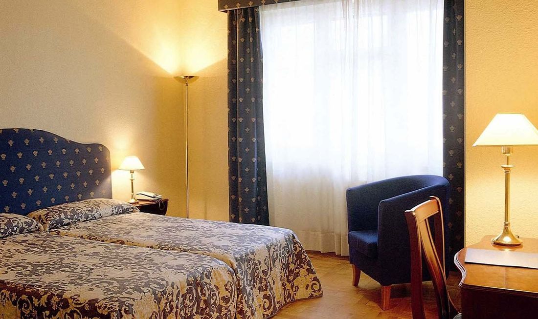 Hotel Leyre Room