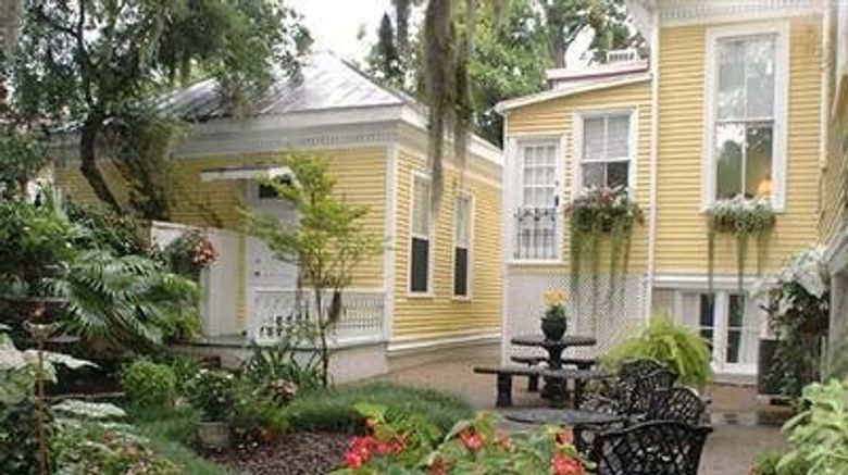 <b>Forsyth Park Inn Exterior</b>. Images powered by <a href="https://www.leonardoworldwide.com/" title="Leonardo Worldwide" target="_blank">Leonardo</a>.