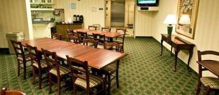 Greystone Inn & Suites Lobby
