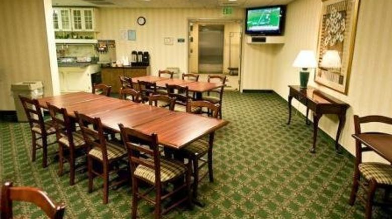 <b>Greystone Inn & Suites Lobby</b>. Images powered by <a href="https://www.leonardoworldwide.com/" title="Leonardo Worldwide" target="_blank">Leonardo</a>.