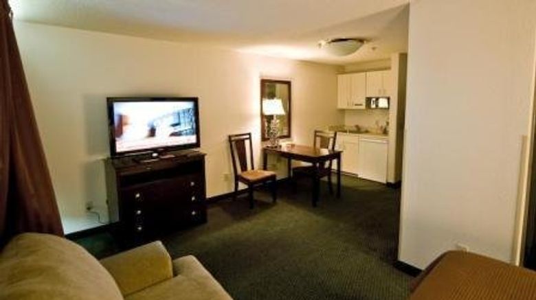 <b>Greystone Inn & Suites Room</b>. Images powered by <a href="https://www.leonardoworldwide.com/" title="Leonardo Worldwide" target="_blank">Leonardo</a>.