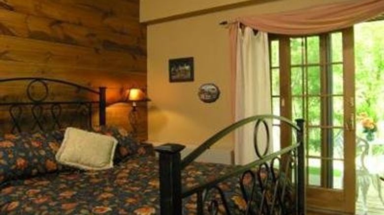 <b>Chimney Hill Farm Estate & Ol' Barn Inn Room</b>. Images powered by <a href="https://www.leonardoworldwide.com/" title="Leonardo Worldwide" target="_blank">Leonardo</a>.